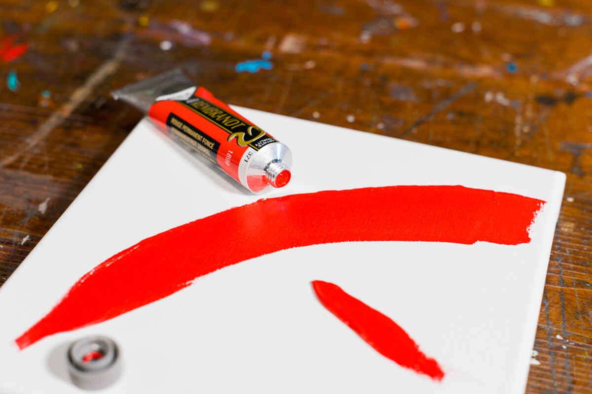 Oil 40 ml series 3 Color Permanent Light Red 370