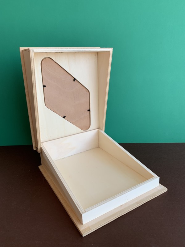 Wooden box 1